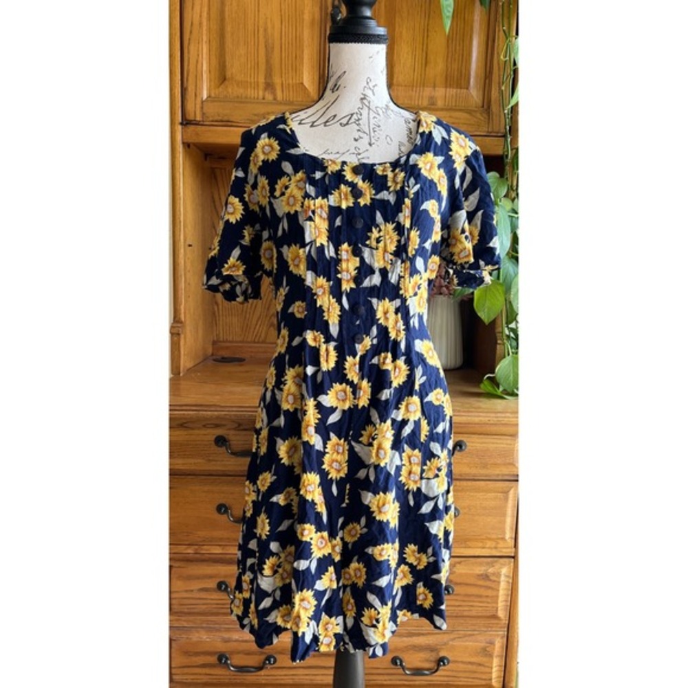 Vintage 90s Sunflower Romper Butter Mom Navy Blue Floral Short Sleeve Large